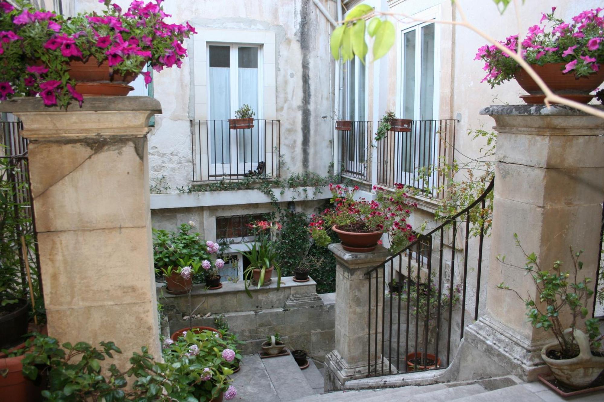 Palazzo Il Cavaliere B&B De Charme Modica Ngoại thất bức ảnh